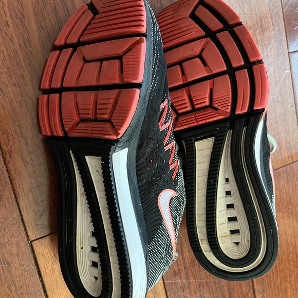 Nike Zoom running sneakers - Picture 4 of 8